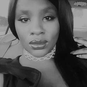 Meet your Posher, Alexis